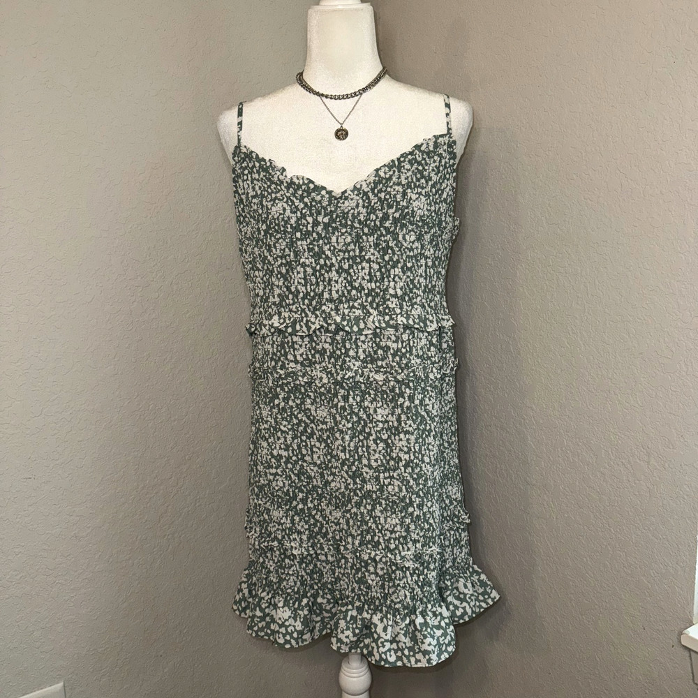 Abercrombie & Fitch Smocked‎ Mini Dress Womens XLT Green White Floral Ruffle Hem